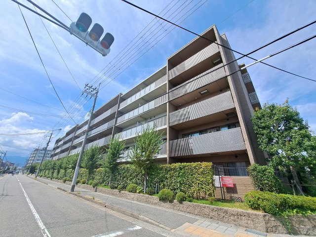 甲子園三番町ハイツ