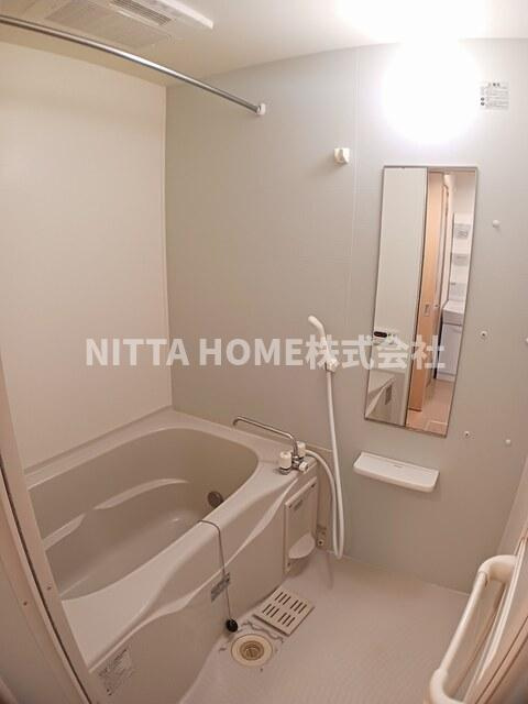 ラブリーコートの浴室|追い焚きや浴室乾燥機能がついています★