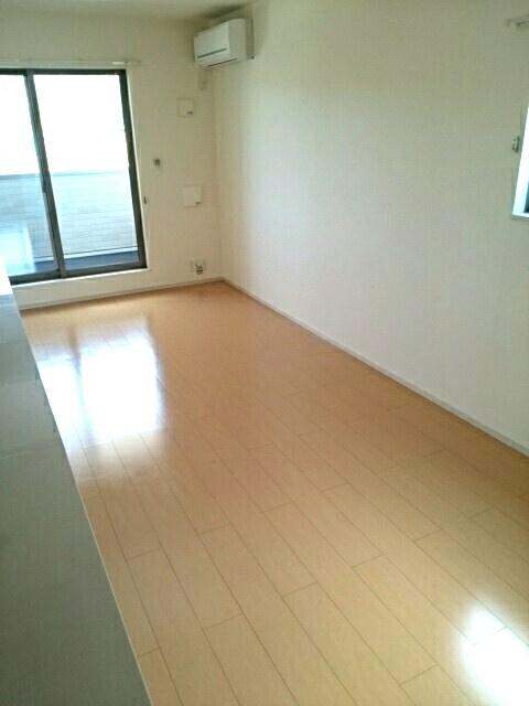 アルバ・グランデ　Ⅱの居間・リビング|居室・リビング