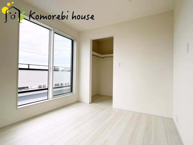さいたま市北区宮原1丁目　2期　新築一戸建て　ブルーミングガーデン　02の洋室|広々とした洋室です