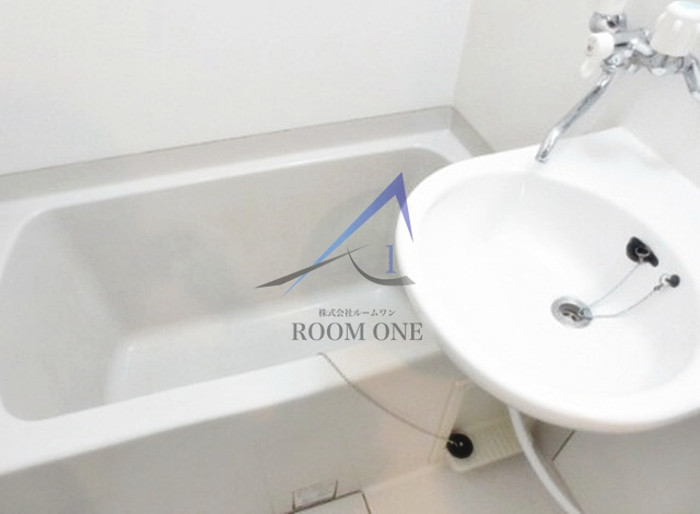 アーバン本町の浴室|お風呂です。