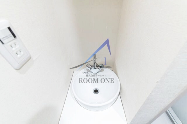 ブルースタイリオ川崎の洗面所|独立洗面台です。