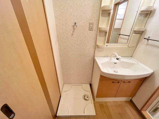 トロイメライの洗面所|洗濯機置場