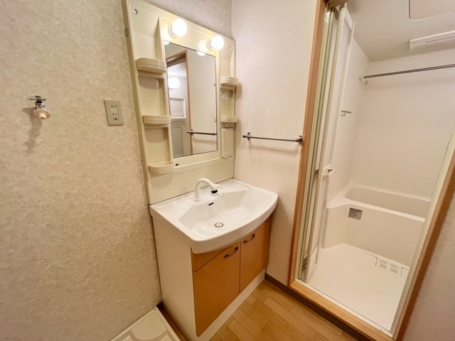 トロイメライの独立洗面台|洗髪洗面化粧台