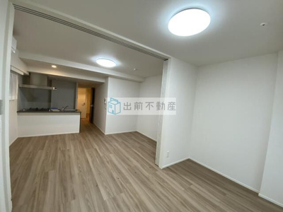 【居間・リビング】 | クレストコート新宿山吹町