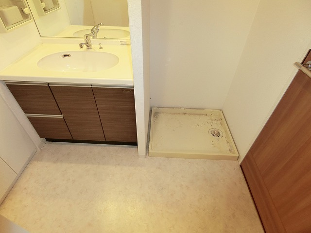 甲子園三番町ハイツの洗面所