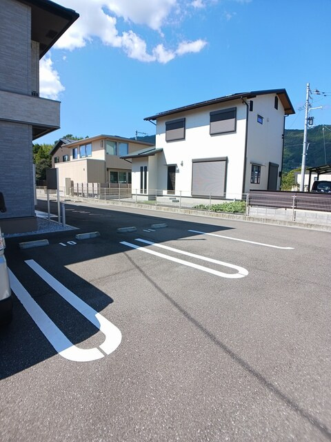 アイリス・Ⅲの駐車場|駐車場