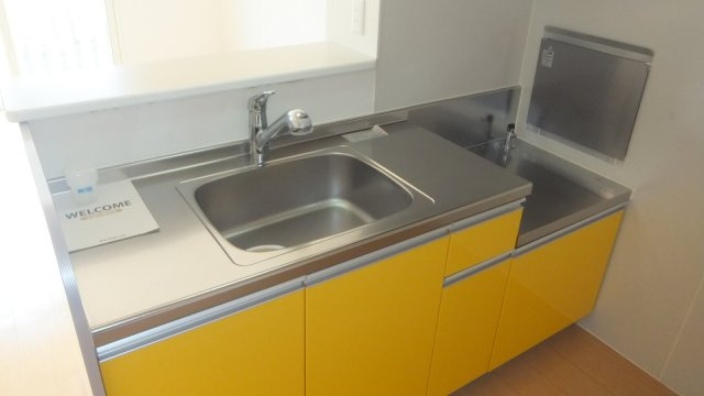 セントアンドリュースＡ棟のキッチン|２口コンロ設置可能です。