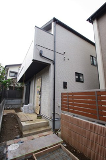 【外観】 | 【仲介手数料無料！！】八王子市上柚木　新築戸建て（全2棟）2号棟　4730万円 | 令和7年10月12日　建築中