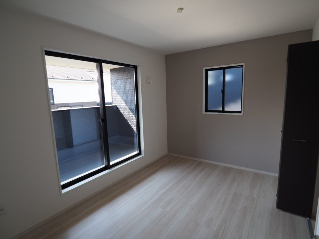 高崎市飯塚町　新築一戸建4LDKの洋室