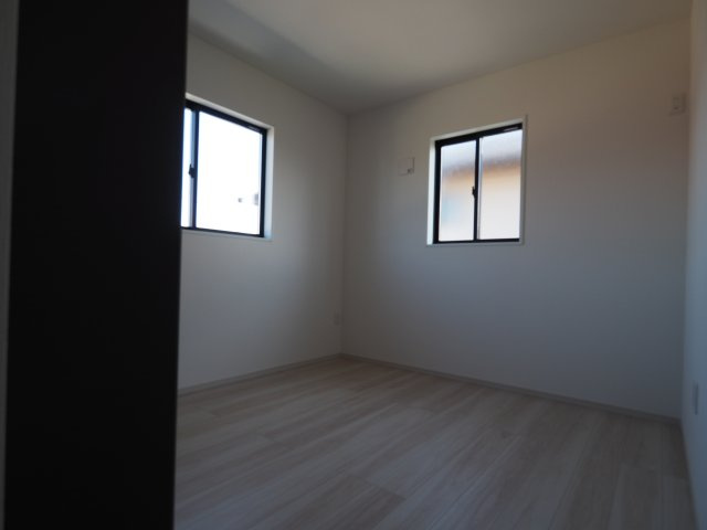 高崎市飯塚町　新築一戸建4LDKの洋室