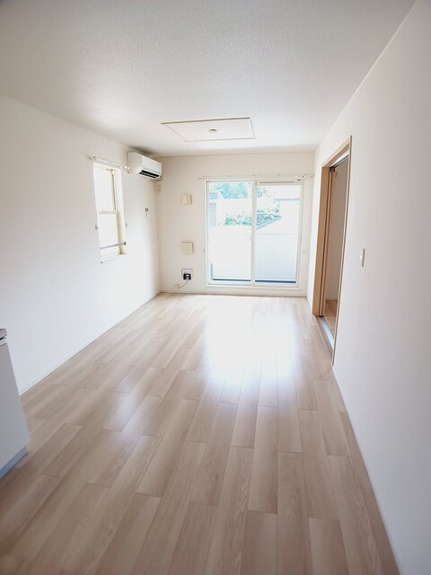 ボヌール・アヴニール　Ⅱの居間・リビング|居室・リビング