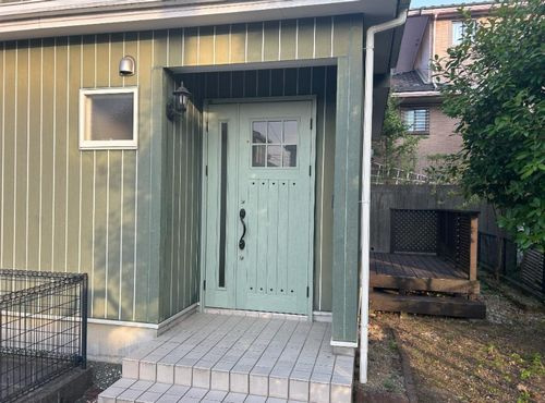 【エントランス】 | 【仲介手数料０円】厚木市みはる野1丁目　中古一戸建て | 【仲介手数料０円】厚木市みはる野1丁目　中古一戸建て