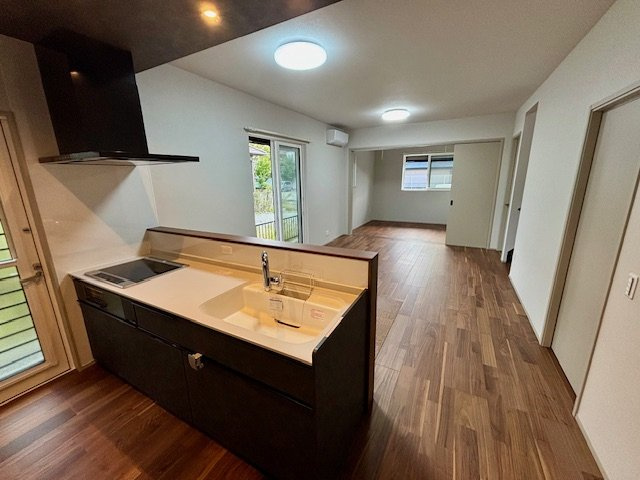 久留米市南4丁目3号地の居間・リビング