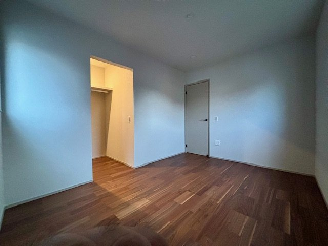 久留米市南4丁目3号地の洋室