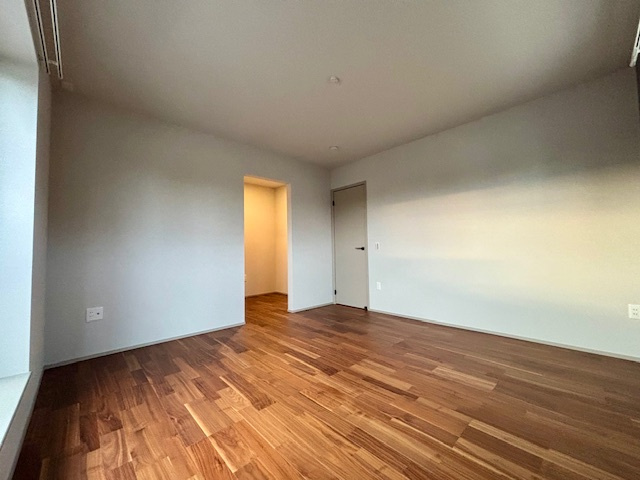 久留米市南4丁目3号地の洋室