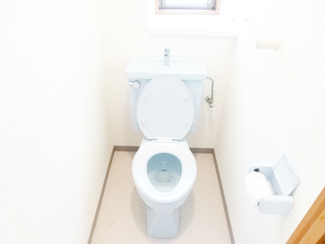 クリスタル葵のトイレ|トイレには窓がございます☆