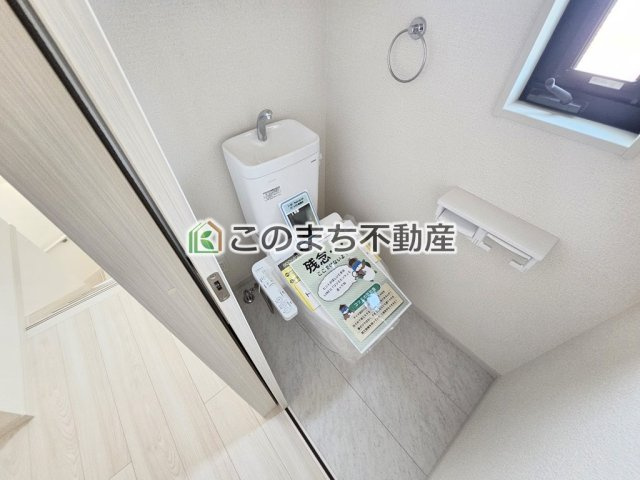 いろどりアイタウン宇都宮市野沢町23-P1　7号棟のトイレ|同社施工物件の写真です。※建具やフローリング、その他仕様が違う場合がございます。