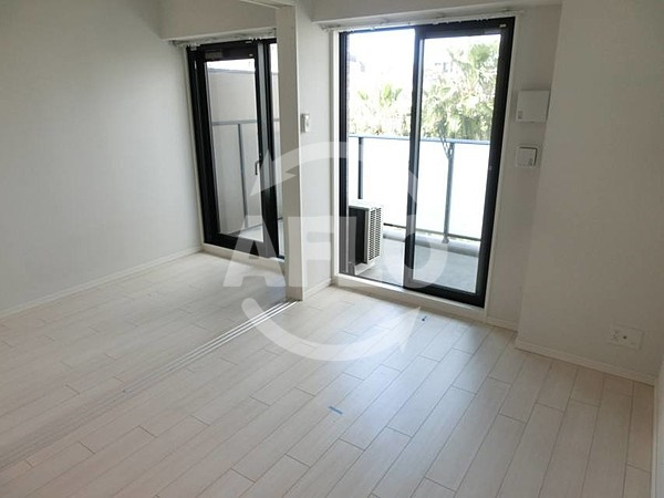 レオンコンフォート難波ブランの居間・リビング|レオンコンフォート難波ブラン　リビング