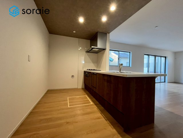入間市豊岡1期　新築戸建てのキッチン|2/1撮影