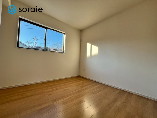 入間市豊岡1期　新築戸建ての洋室|2/1撮影