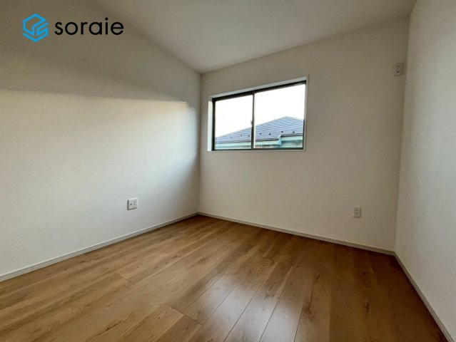 入間市豊岡1期　新築戸建ての洋室|2/1撮影