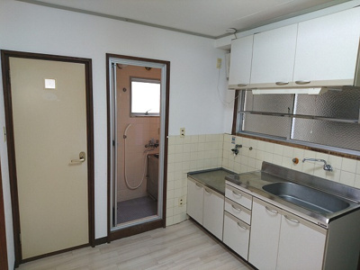 【居間・リビング】 | 三賀マンション | きれいなリビングです