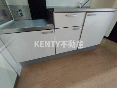 【収納】 | 正栄プラザビル | 小物を収納するのに便利です