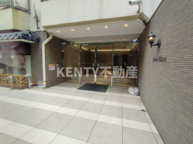 【エントランス】 | 正栄プラザビル | 清潔なエントランスです