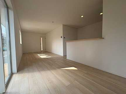 安芸郡熊野町川角１丁目の居間・リビング