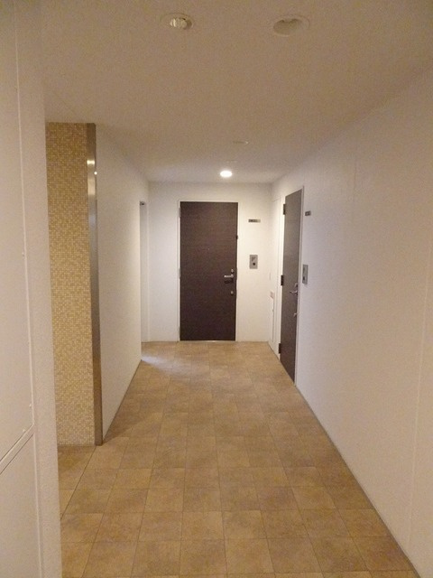 レジェンダリーコート赤羽のその他共用部分|★内廊下★