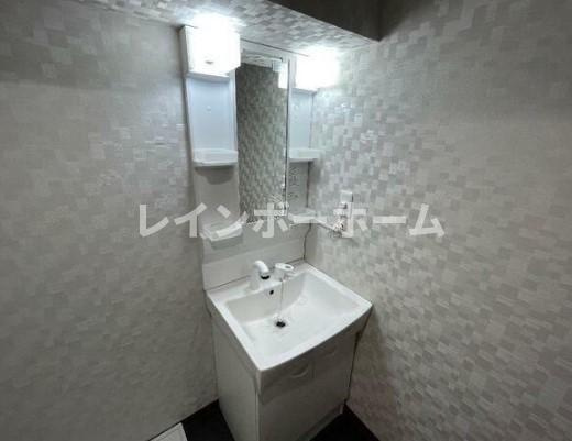 アーバンコート浦和の独立洗面台