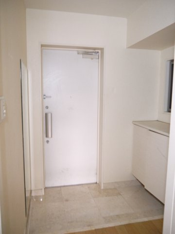 【玄関】 | アール・ケープラザ横濱Ⅵ