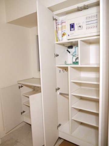 【収納】 | アール・ケープラザ横濱Ⅵ