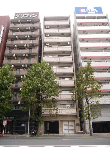 【外観】 | アール・ケープラザ横濱Ⅵ | 穏やかな風と陽光を導き、プライバシーに配慮された設計プランを採用し、居住性を一段と心地よいものにしています。