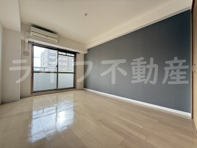 B-RISE玉造の居間・リビング|こちらの居間で趣味の時間をお楽しみください