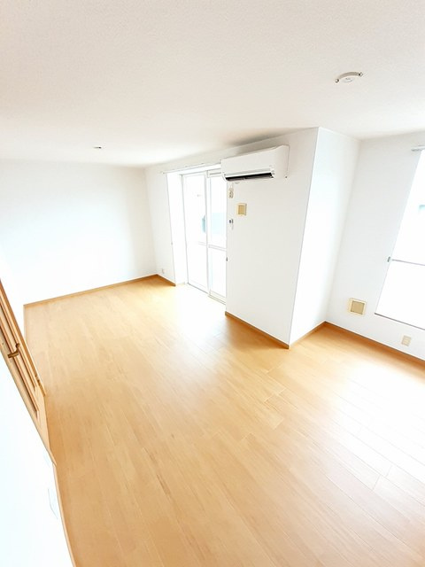 ビサイド・ハイウェイ　Ｃの居間・リビング|居室・リビング