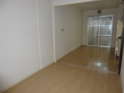 【居間・リビング】 | ラスパティオ | ラスパティオ　１０２号室