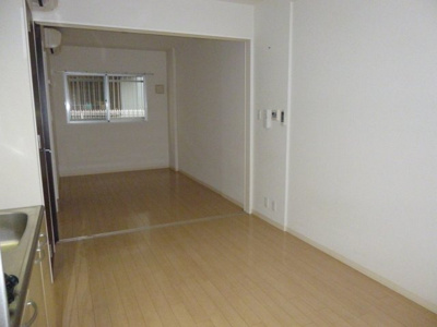 【居間・リビング】 | ラスパティオ | ラスパティオ　１０２号室