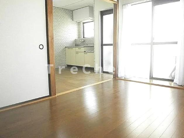 高野ビルの内装