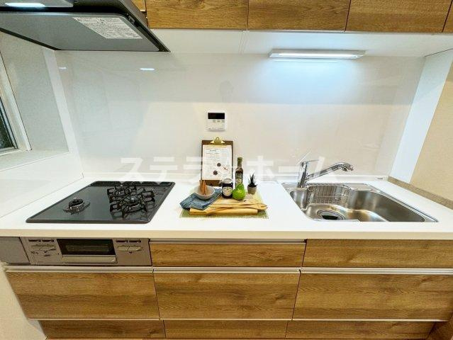 メガロコープ茨木のキッチン|コンパクトなキッチンで掃除もラクラク