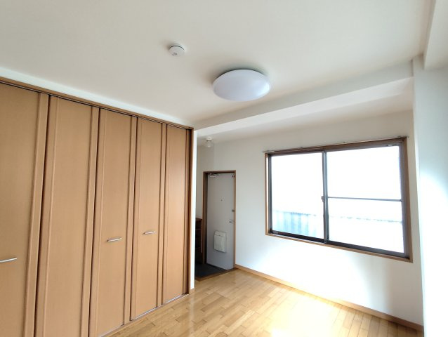 モンフレールの居間・リビング