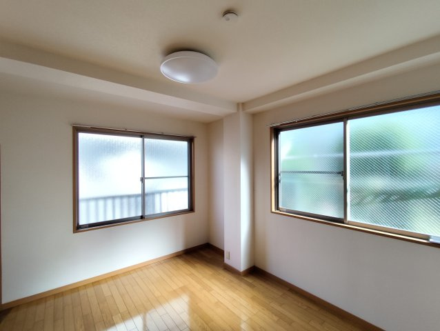 モンフレールの居間・リビング