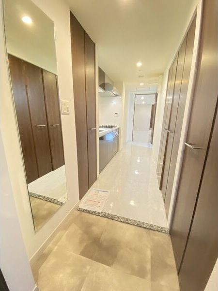 ルラーシェ難波の玄関