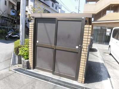 【その他共用部分】 | ヴィバコート | 敷地内ゴミ置き場です。