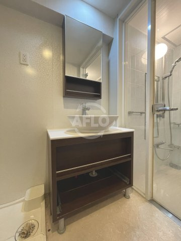 ルラーシェNambaの独立洗面台|ルラーシェ難波　独立洗面台