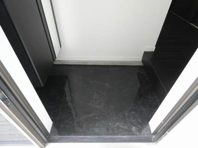 【玄関】 | ラフェスタ志賀本通