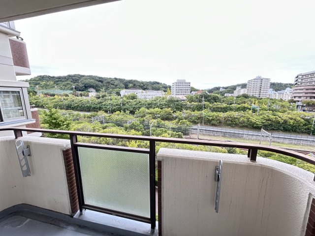 エルタウン学園Ⅰ　101号棟のバルコニー