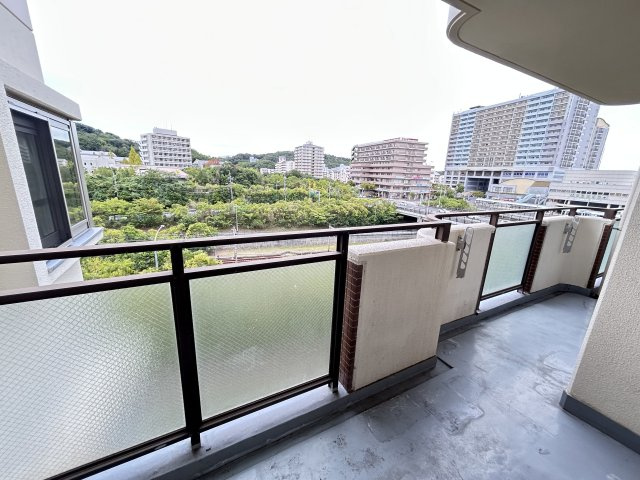 エルタウン学園Ⅰ　101号棟のバルコニー