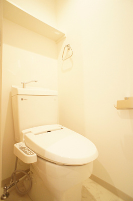 【トイレ】 | レミオ五番館 | 温水洗浄便座付き♪